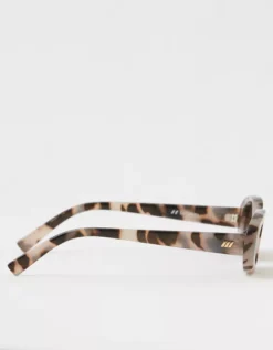 Aerie Le Specs Out Of Love Sunglasses -Aeri Clothing Shop 3728 7750 001 d1