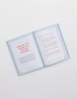 Aerie The Young Influencer's Handbook -Aeri Clothing Shop 5498 7617 610 d1